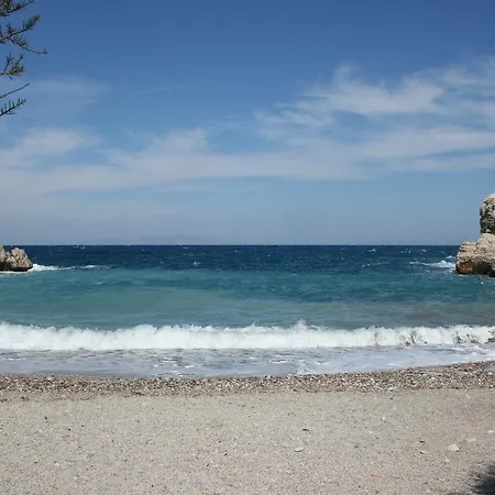 Bed & Breakfast Kalopetri 2*