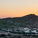 Bed & Breakfast Kalopetri 2*