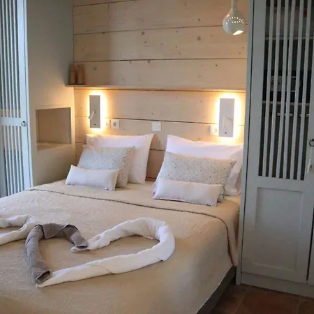 Kalopetri Bed & Breakfast 2*