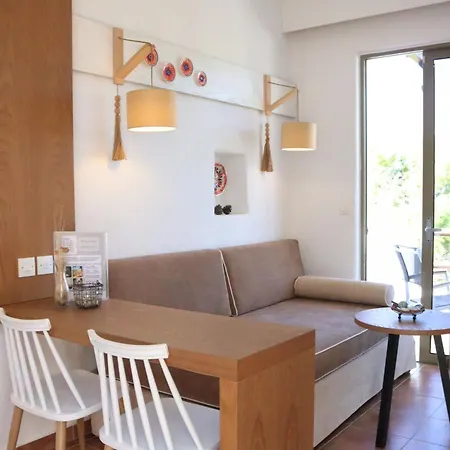 Bed and Breakfast Kalopetri Κάμειρος
