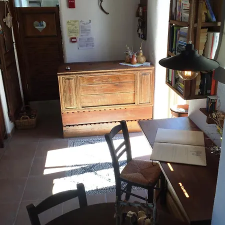 Kalopetri Bed & Breakfast 2*