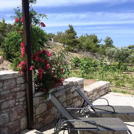 Kalopetri Bed & Breakfast 2*