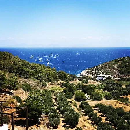 Kalopetri לינה וארוחת בוקר