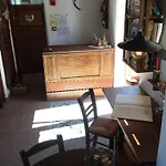 卡洛佩特里公寓 住宿加早餐酒店 2*